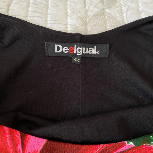 Desigual Black Mini Dress with Bold Red and Green Floral Design - Picture 3 of 3